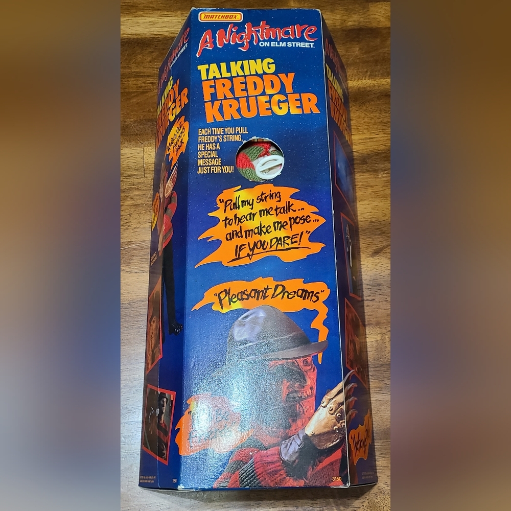 Freddy Krueger 1989 talking doll - Picture 7 of 15